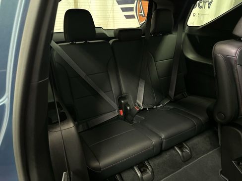 Used 2025 Chevrolet Traverse Z71 w/ Driver Confidence Package image 23