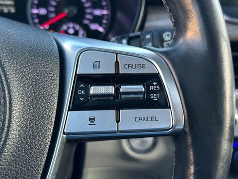 Used 2020 Kia Telluride SX w/ SX Prestige Package image 18