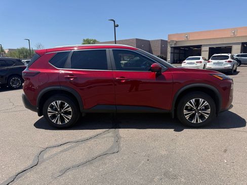 Certified 2023 Nissan Rogue SV w/ SV Premium B Package FWD image 4