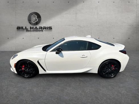 Used 2025 Toyota GR86 w/ Performance Package RWD image 10