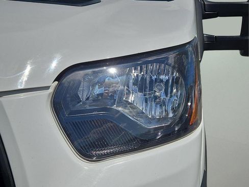 Used 2019 Ford Transit 250 130 Low Roof RWD image 9