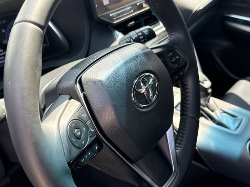 Used 2024 Toyota Venza Limited AWD/4WD image 29