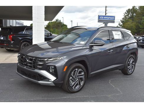 New 2025 Hyundai Tucson Limited image 1