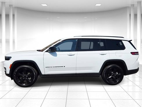 Used 2025 Jeep Grand Cherokee L Limited w/ Luxury Tech Group II AWD/4WD image 6