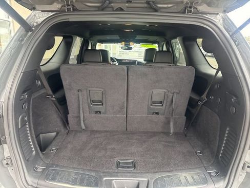 Used 2022 Dodge Durango R/T w/ Tow 'N Go Package image 11
