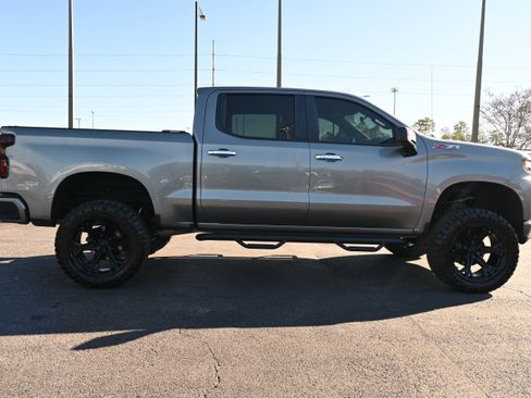 Used 2020 Chevrolet Silverado 1500 RST image 12