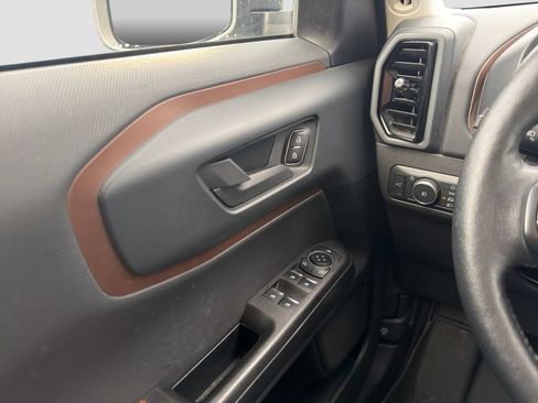 Used 2021 Ford Bronco Sport Outer Banks w/ Outer Banks Package AWD/4WD image 25