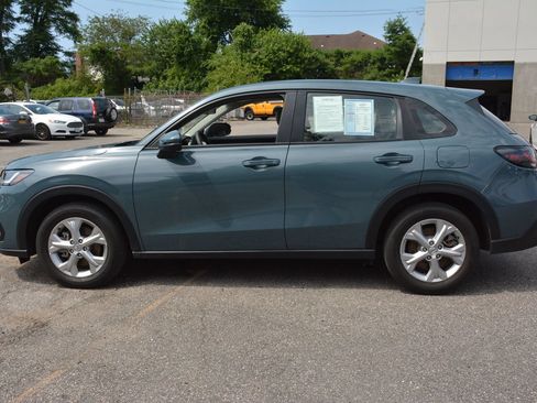 Used 2023 Honda HR-V LX image 2