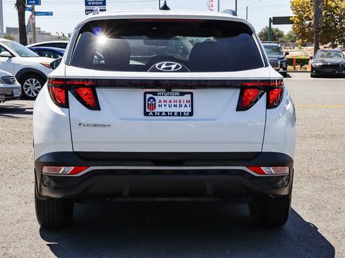 Used 2024 Hyundai Tucson SEL FWD image 8
