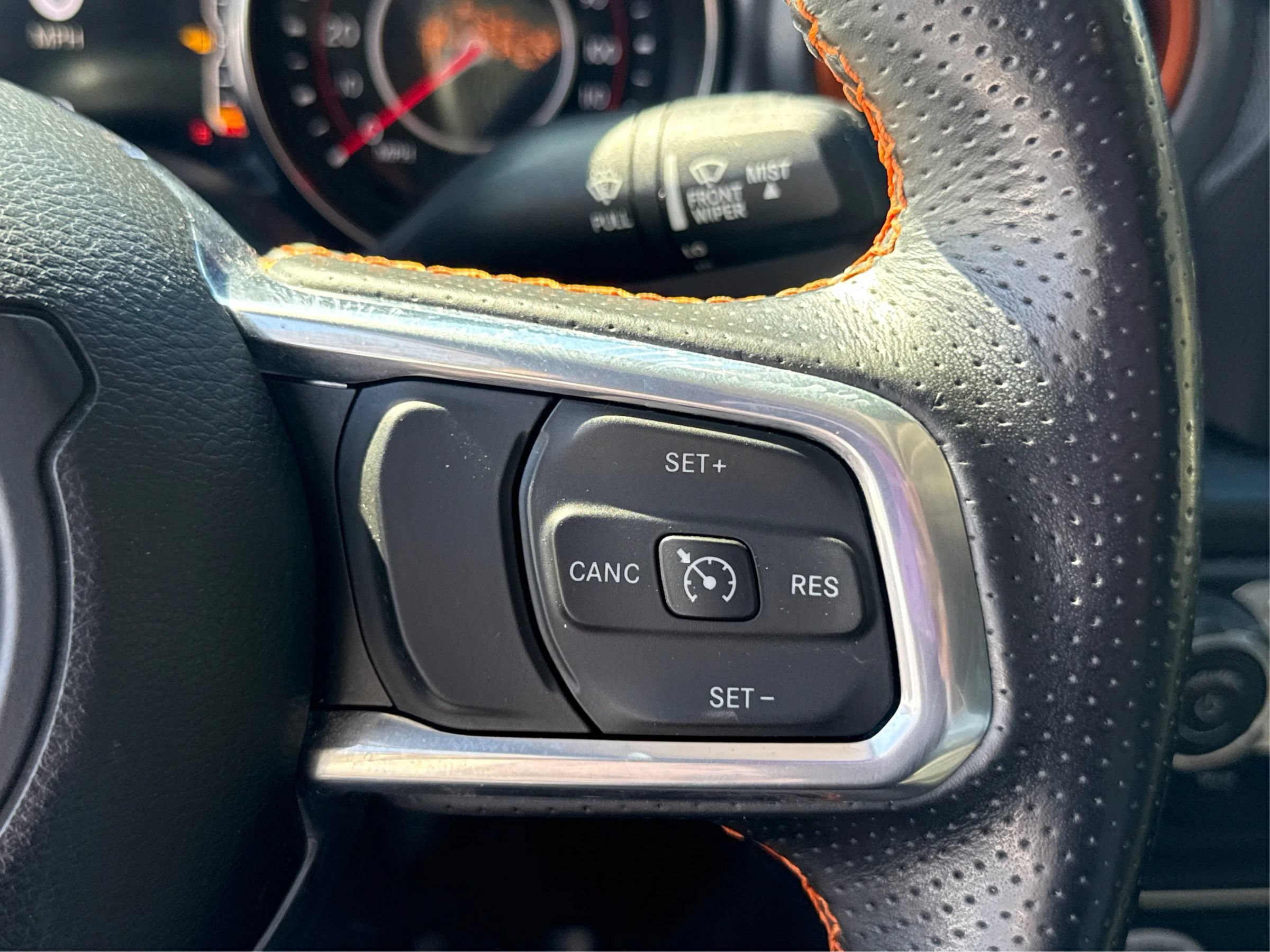 Used 2022 Jeep Gladiator Mojave w/ Cold Weather Group AWD/4WD image 35