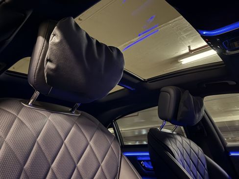 Used 2025 Mercedes-Benz S 580 4MATIC Sedan image 14