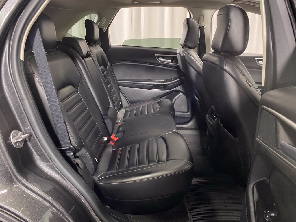 Used 2020 Ford Edge SEL w/ Convenience Package AWD/4WD image 31