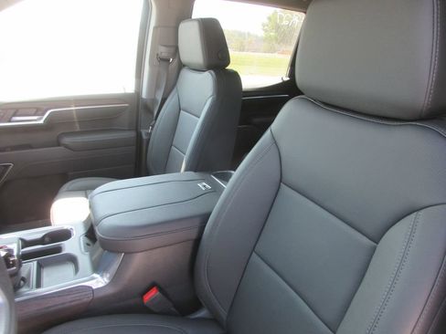 New 2026 GMC Sierra 1500 SLT w/ SLT Premium Package AWD/4WD image 12