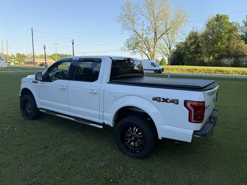 Used 2015 Ford F150 Lariat w/ Equipment Group 501A Mid image 4