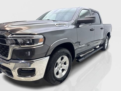 Used 2025 RAM 1500 Big Horn AWD/4WD image 11