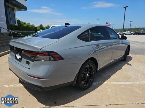 Used 2025 Honda Accord SE image 4