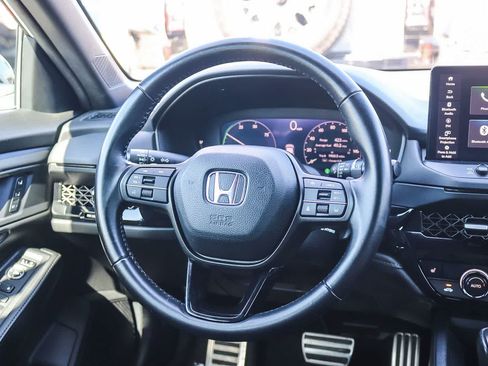 Used 2023 Honda Accord Sport image 15