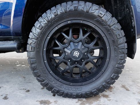 Used 2019 Toyota 4Runner TRD Off-Road Premium image 16