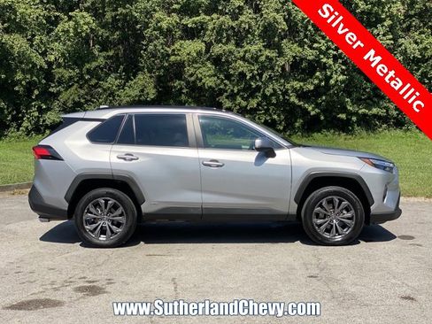 Used 2024 Toyota RAV4 XLE Premium image 8
