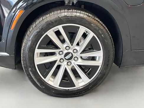 Used 2026 Cadillac Vistiq Luxury AWD/4WD image 32