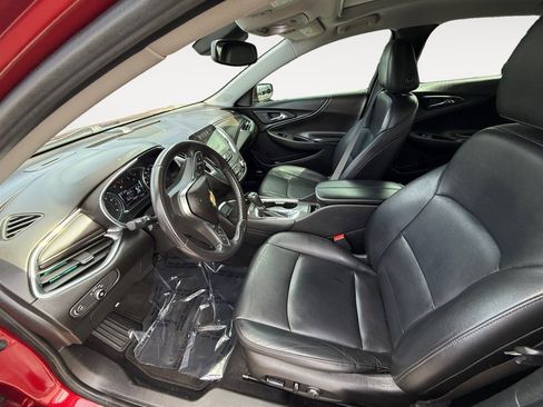 Used 2018 Chevrolet Malibu LT w/ Leather Package image 10