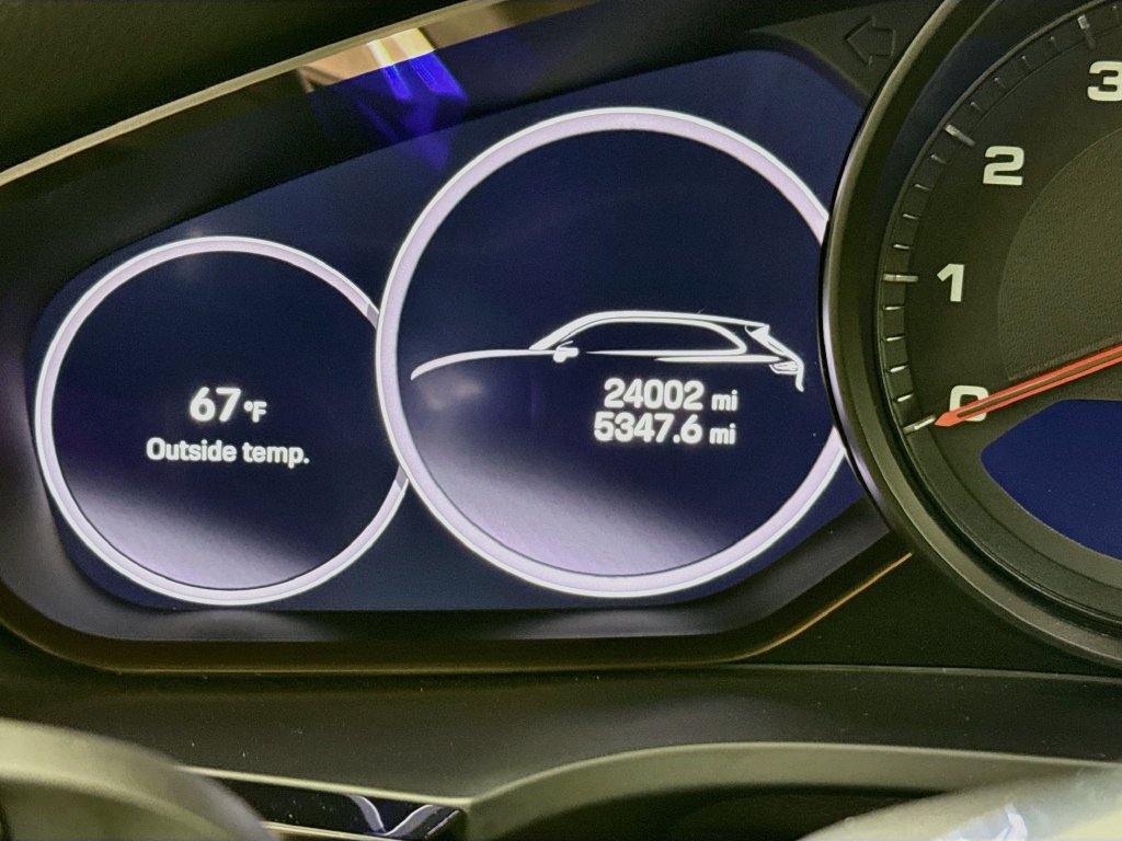 Certified 2023 Porsche Cayenne AWD/4WD image 13