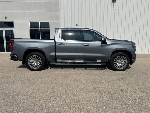 Used 2021 Chevrolet Silverado 1500 High Country w/ Technology Package AWD/4WD image 1