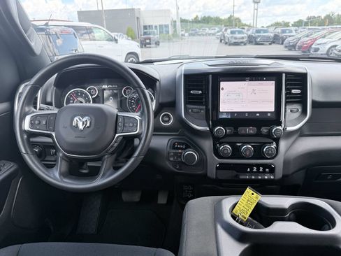 Used 2025 RAM 1500 Big Horn AWD/4WD image 10