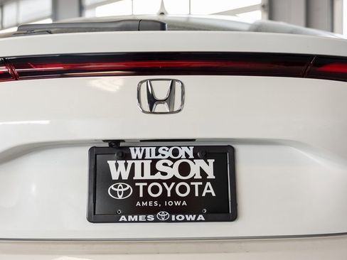 Used 2024 Honda Civic EX-L image 6