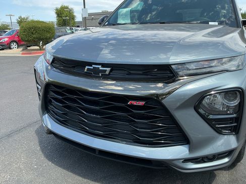Used 2021 Chevrolet TrailBlazer RS w/ Sun and Liftgate Package FWD image 21