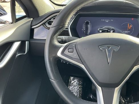 Used 2017 Tesla Model S 75 image 39