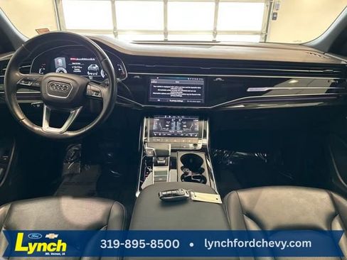 Used 2022 Audi Q8 Premium Plus w/ Premium Plus Package image 12