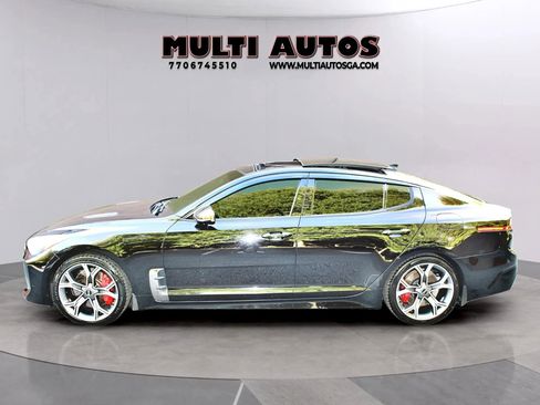 Used 2018 Kia Stinger GT2 image 5