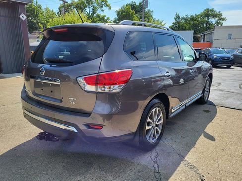 Used 2014 Nissan Pathfinder SL w/ Cargo Package AWD/4WD image 7