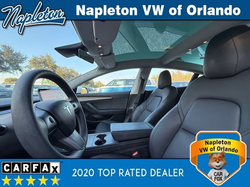 Used 2023 Tesla Model 3 Standard Range image 18