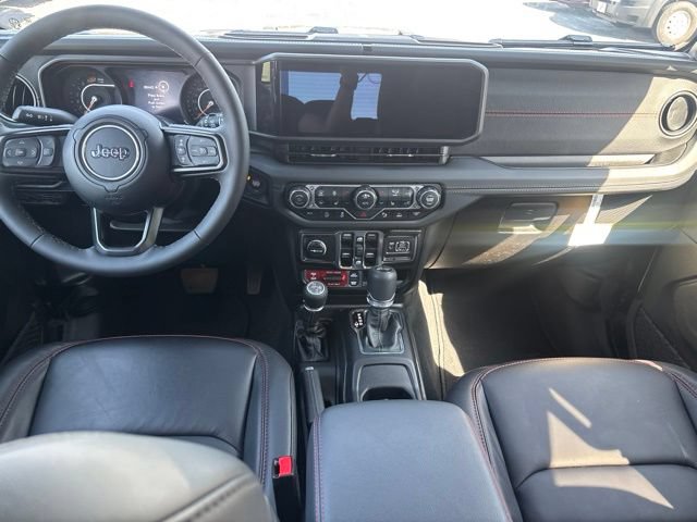 Used 2026 Jeep Wrangler Unlimited Rubicon AWD/4WD image 26