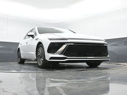 New 2026 Hyundai Sonata SEL FWD image 16