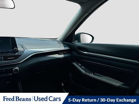 Used 2023 Nissan Altima 2.5 SR FWD image 27