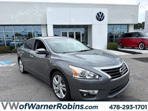 Used 2015 Nissan Altima 3.5 SL FWD image 1