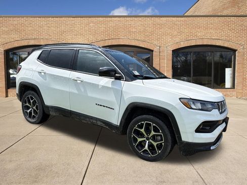 Used 2025 Jeep Compass Limited AWD/4WD image 1