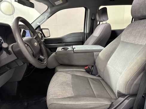 Used 2022 Ford F150 XLT w/ Trailer Tow Package image 5