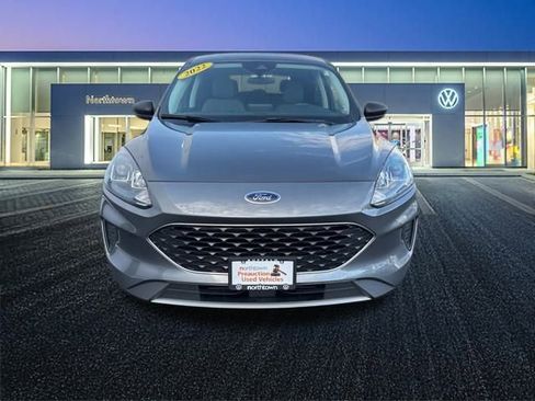 Used 2022 Ford Escape SE w/ Cold Weather Package image 9