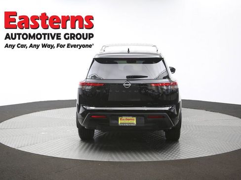 Used 2023 Nissan Pathfinder SL w/ Lighting Package (N92) AWD/4WD image 38