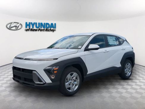 New 2026 Hyundai Kona SE FWD image 1