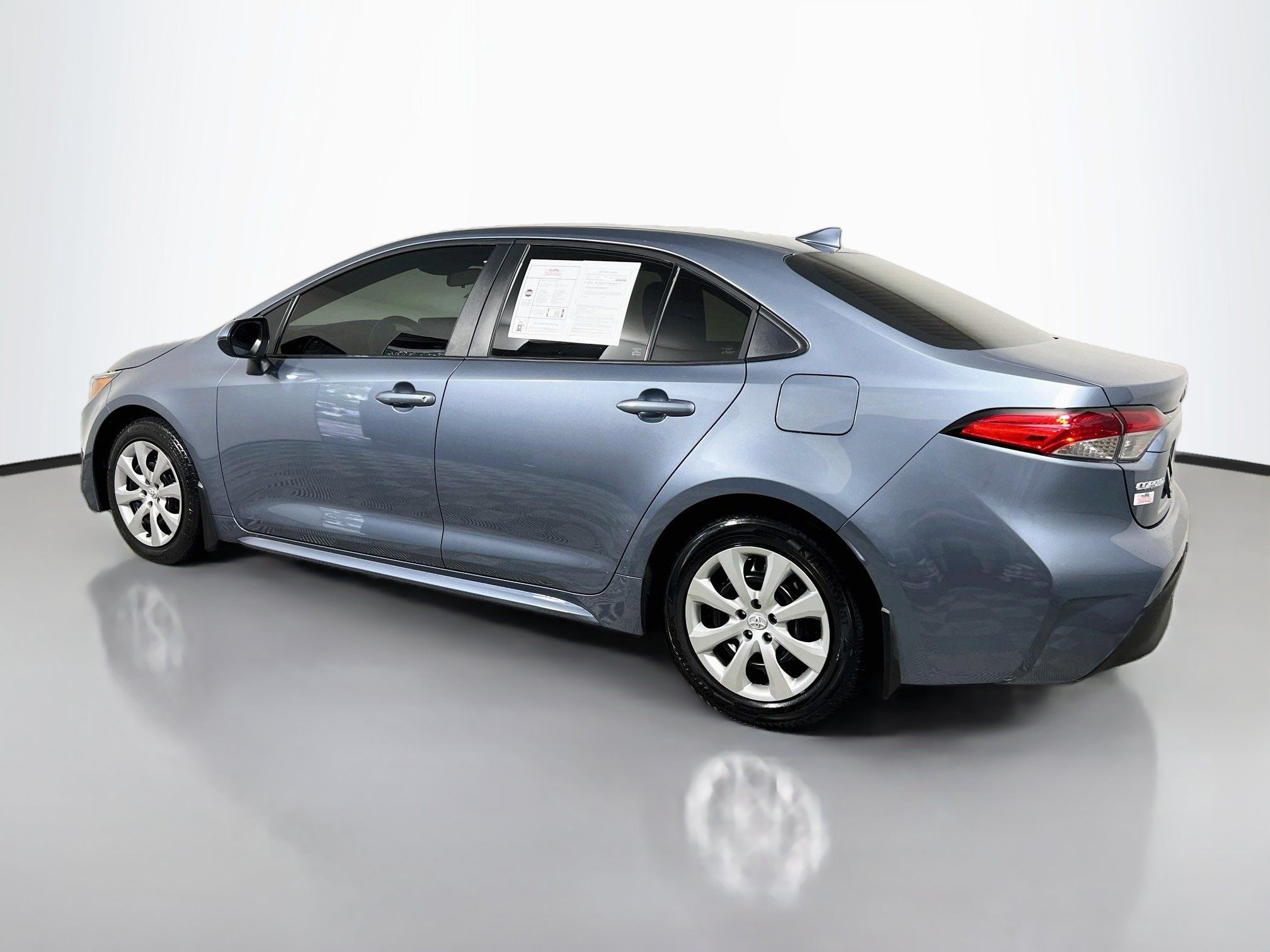 Used 2026 Toyota Corolla LE FWD image 8