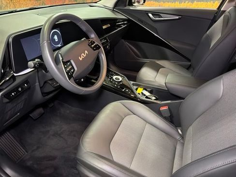 Used 2024 Kia Niro Wind FWD image 18