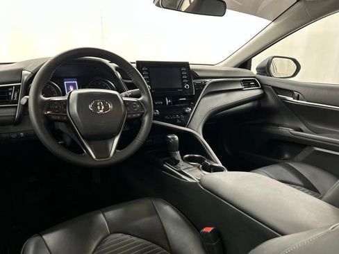 Used 2024 Toyota Camry SE FWD image 21