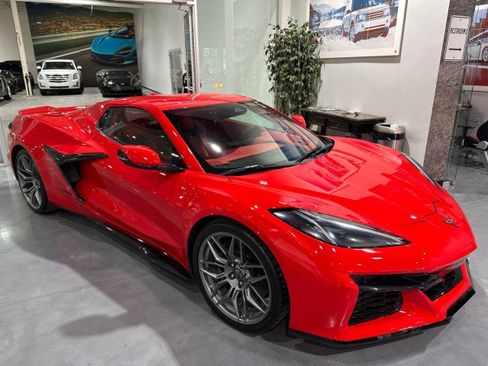 Used 2024 Chevrolet Corvette Z06 RWD image 42