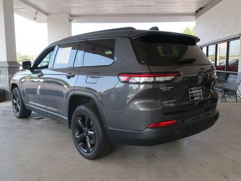 Used 2021 Jeep Grand Cherokee L Laredo AWD/4WD image 5
