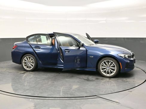 Used 2023 BMW 330e xDrive w/ Premium Package AWD/4WD image 48